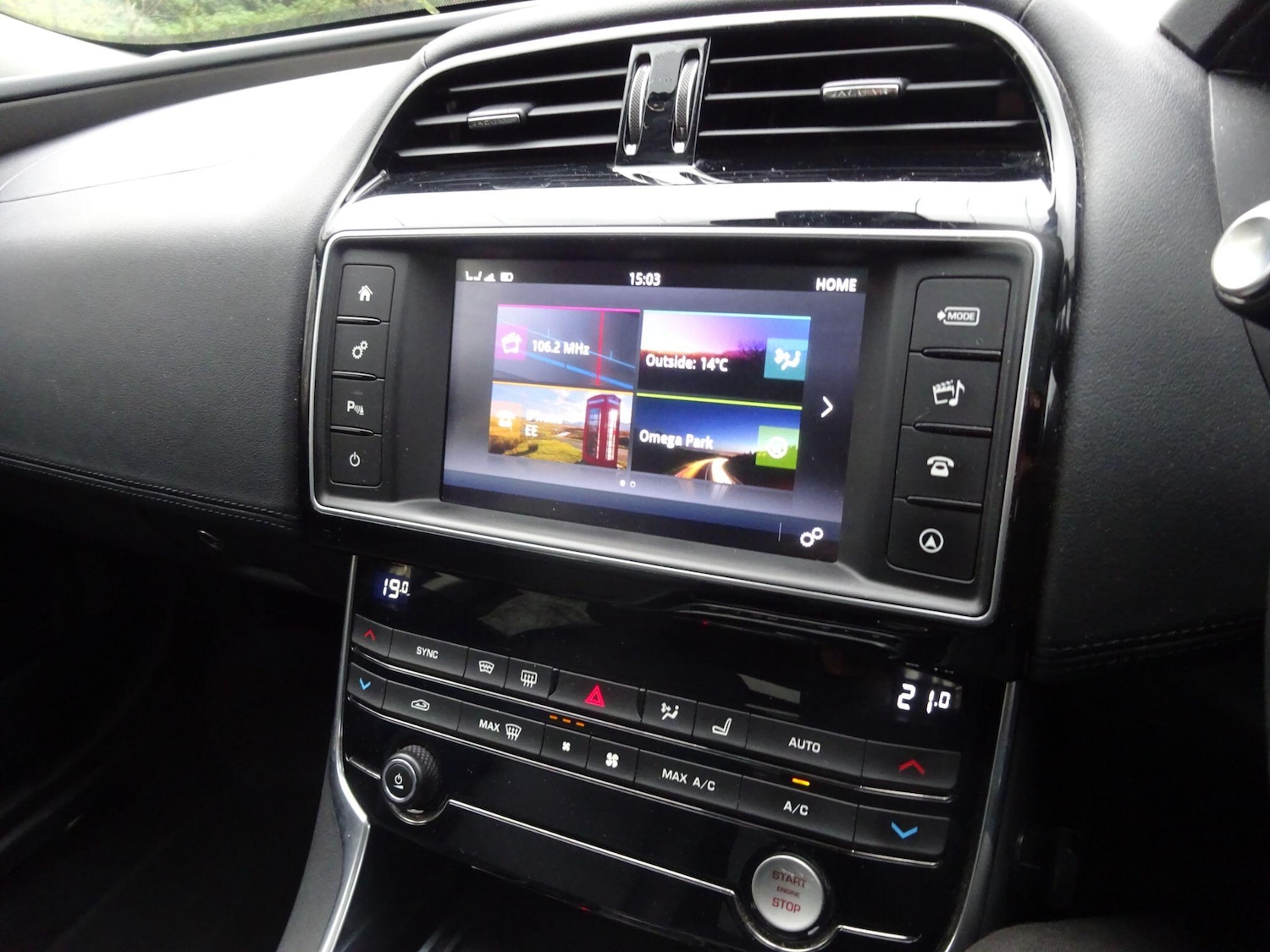 Used Jaguar XE 2016 for sale - 76539090: Photo 68