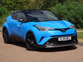 Used Toyota C-HR 2019 for sale - 79735112: Photo