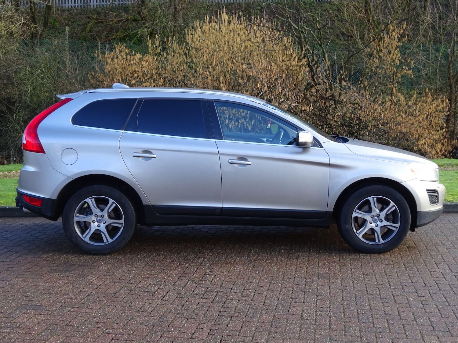 Used Volvo XC60 2012 for sale - 77412355: Photo 5