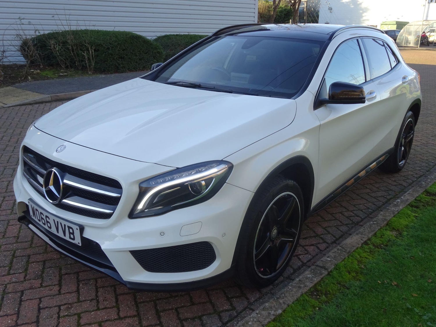 Used Mercedes-Benz GLA 2017 for sale - 76658754: Photo 3
