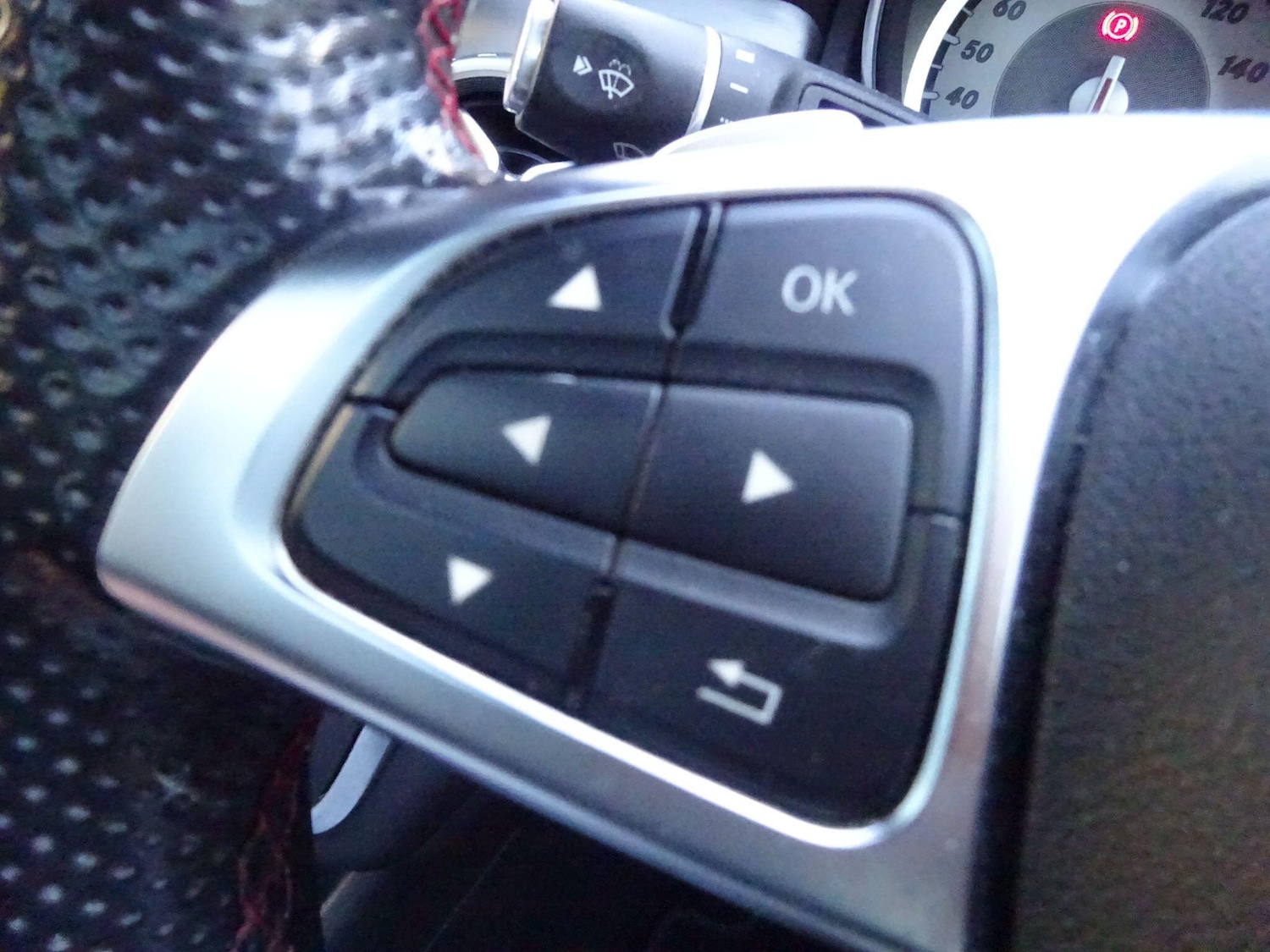 Used Mercedes-Benz GLA 2017 for sale - 76658754: Photo 38