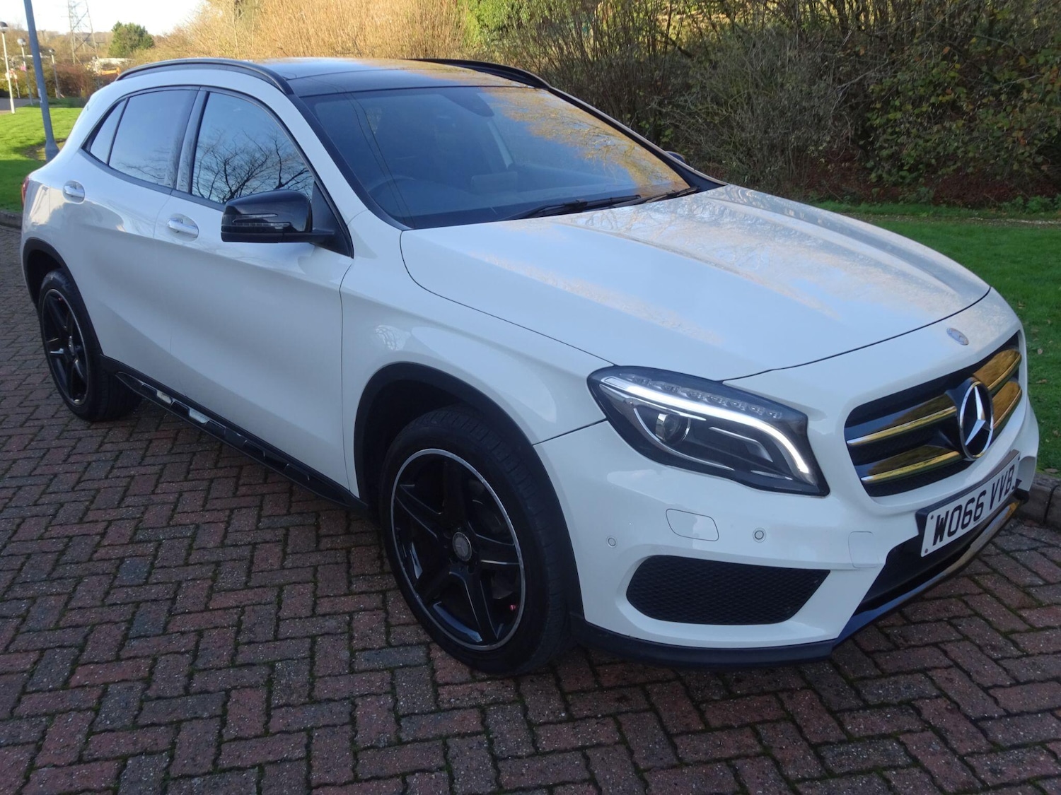 Used Mercedes-Benz GLA 2017 for sale - 76658754: Photo 4