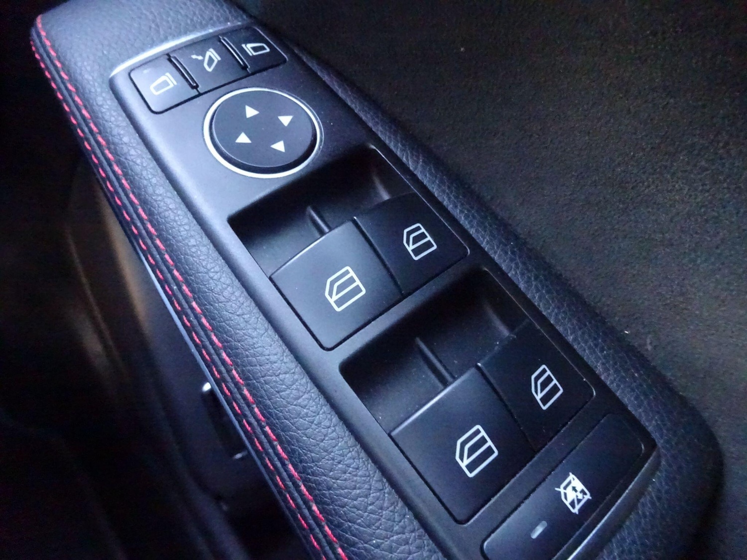 Used Mercedes-Benz GLA 2017 for sale - 76658754: Photo 42