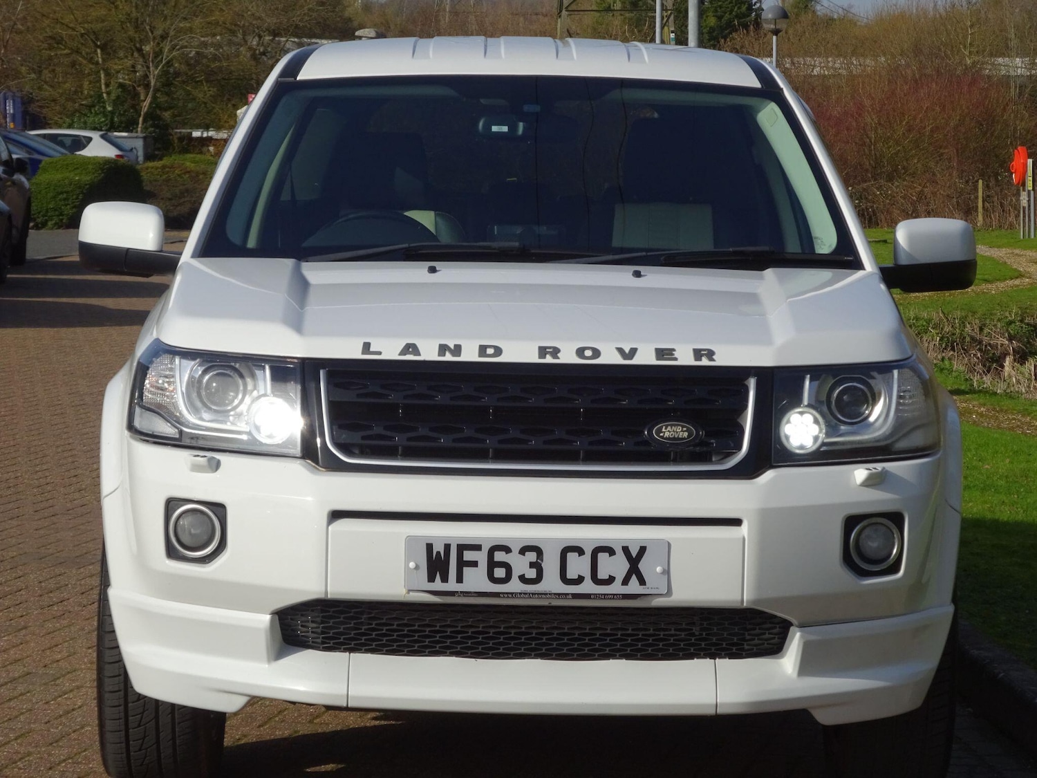 Used Land Rover Freelander 2013 for sale - 77671035: Photo 2