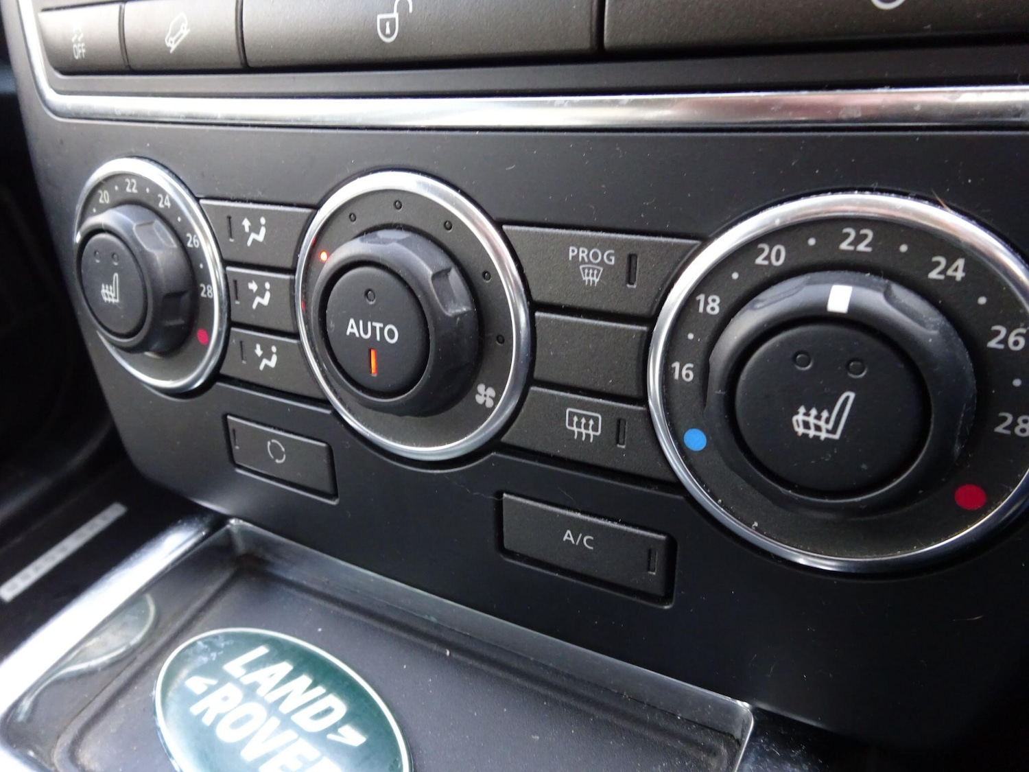 Used Land Rover Freelander 2013 for sale - 77671035: Photo 54