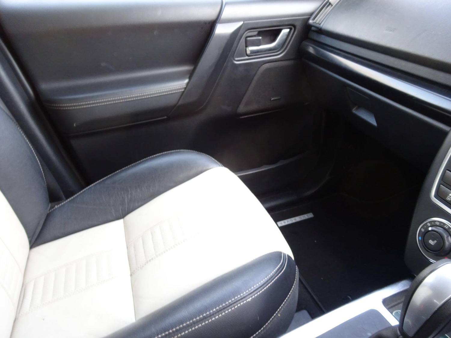 Used Land Rover Freelander 2013 for sale - 77671035: Photo 62