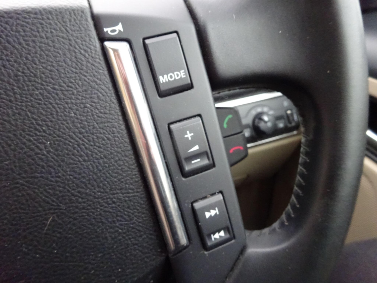 Used Land Rover Freelander 2 2011 for sale - 76270856: Photo 23