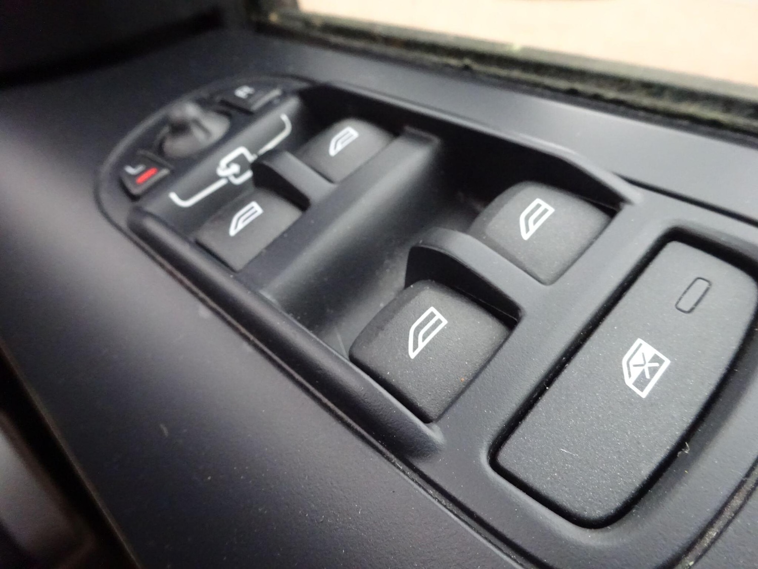 Used Land Rover Freelander 2 2011 for sale - 76270856: Photo 26