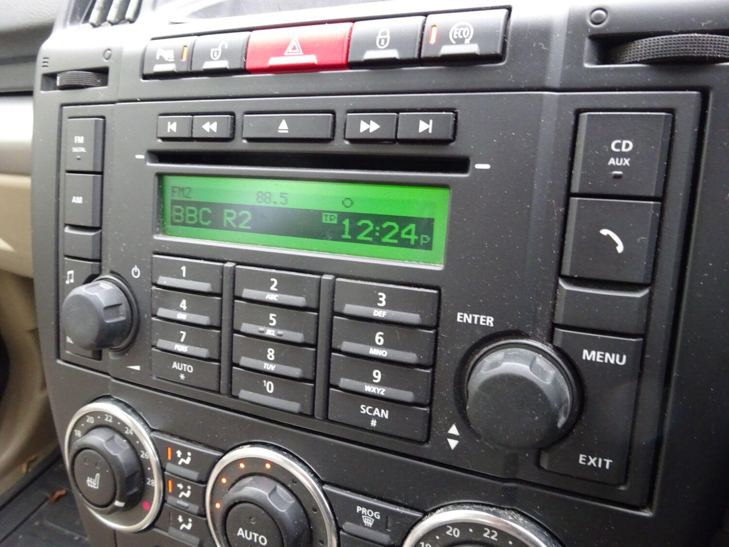 Used Land Rover Freelander 2 2011 for sale - 76270856: Photo 33