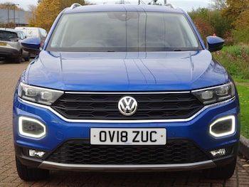 Used Volkswagen T-Roc 2018 for sale - 76472675: Photo