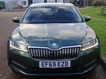 Used Skoda Superb 2020 for sale - 77305322: Photo