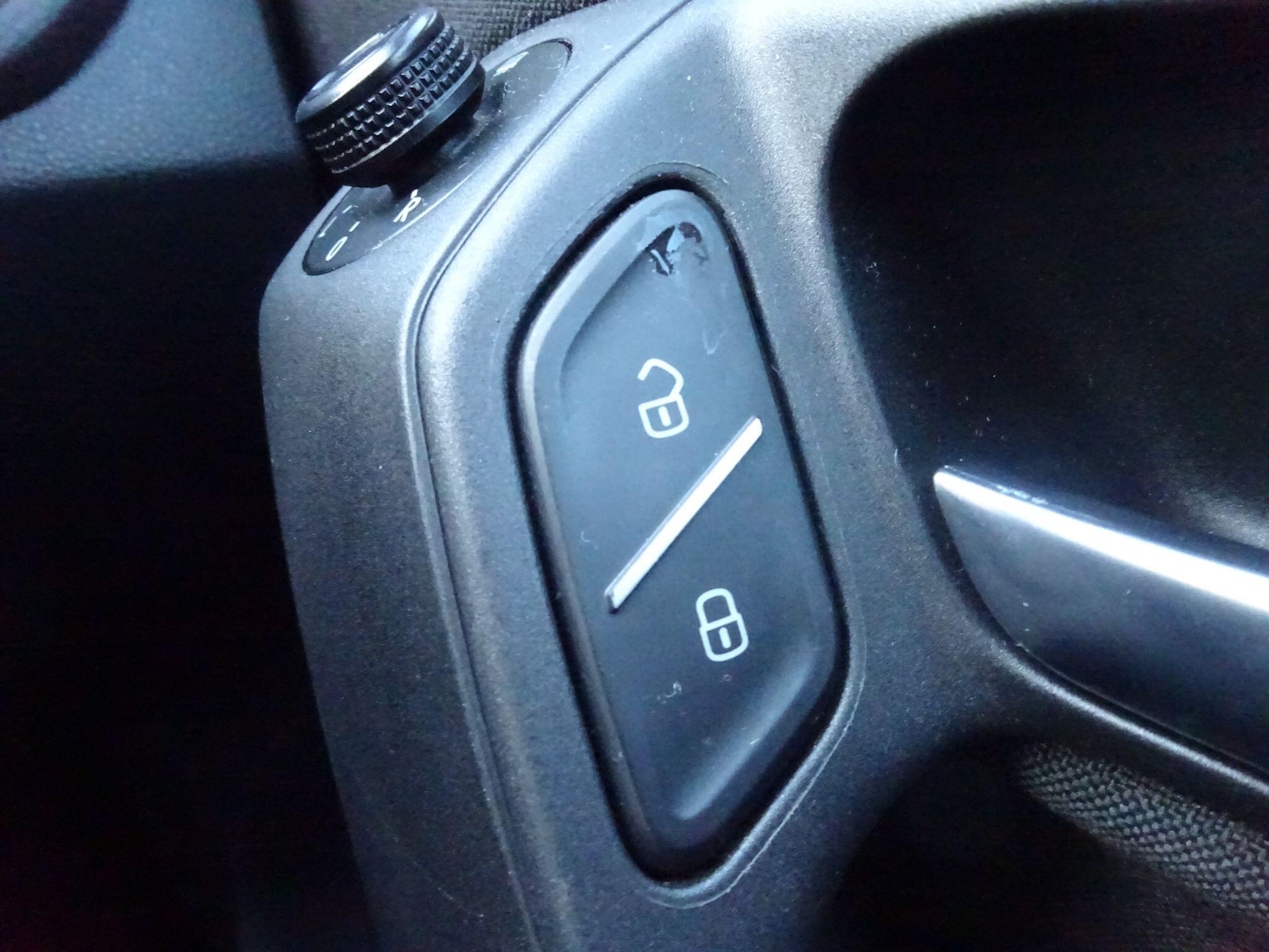 Used Volkswagen Polo 2017 for sale - 77074726: Photo 24