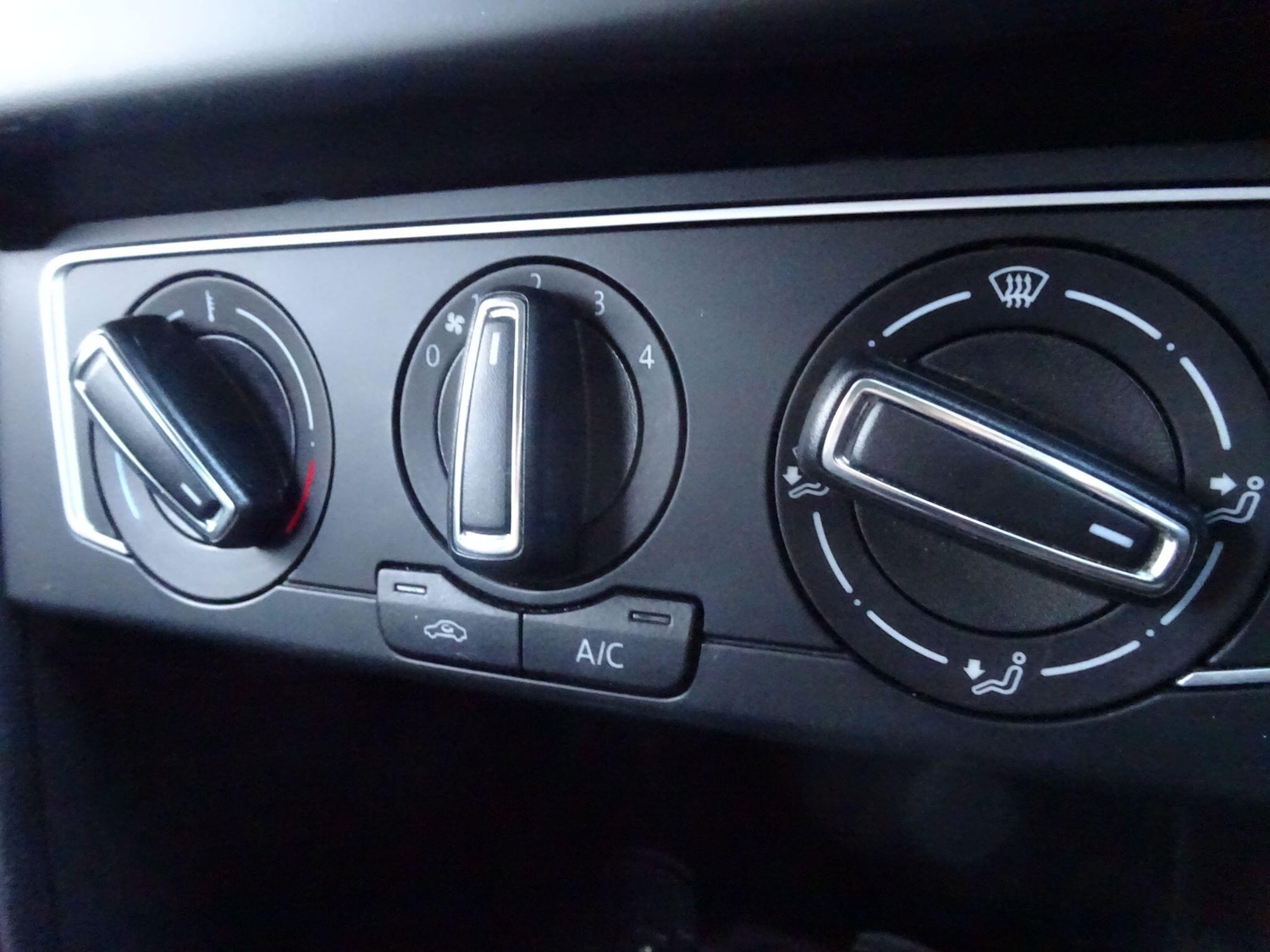 Used Volkswagen Polo 2017 for sale - 77074726: Photo 30