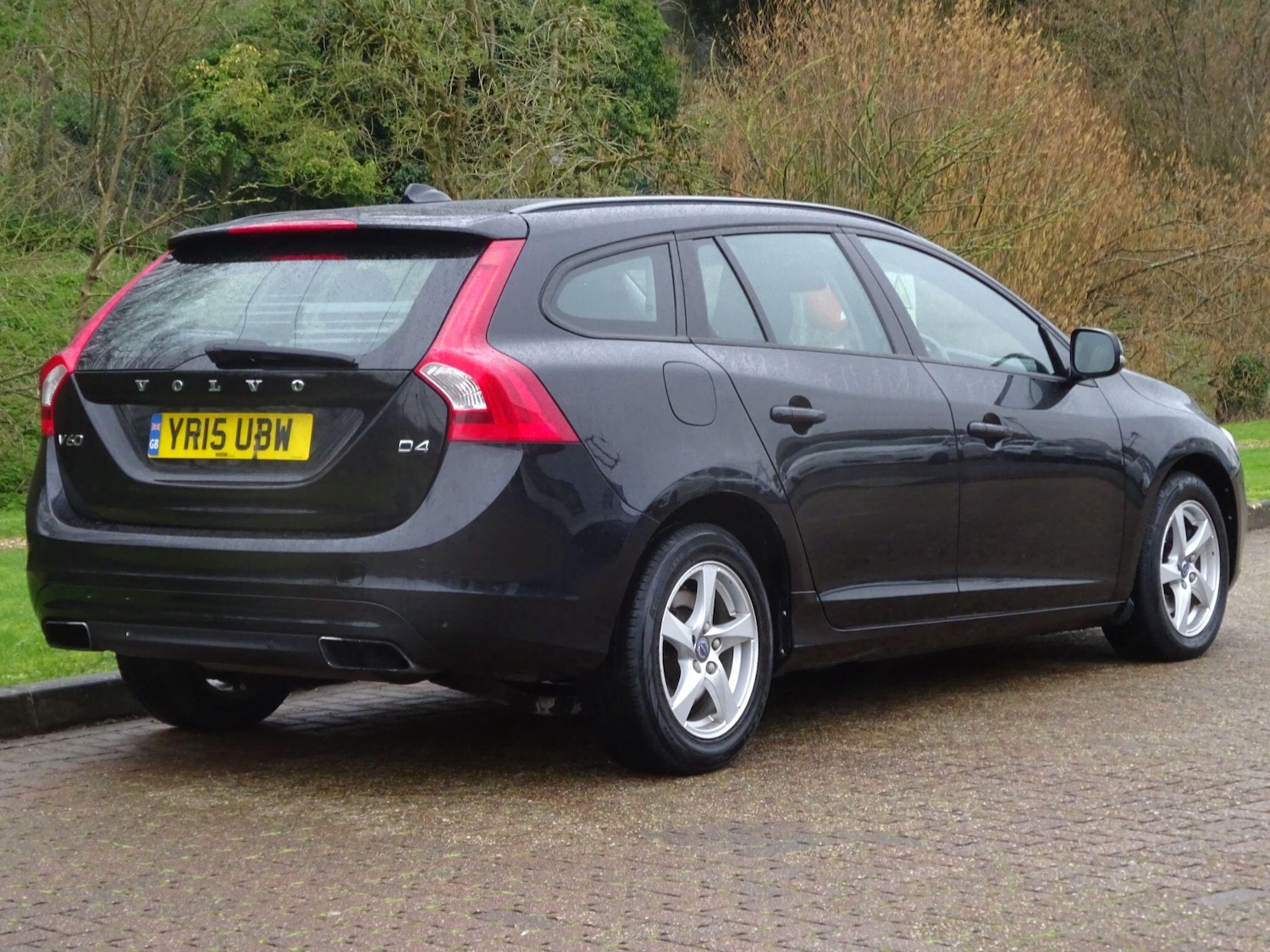 Used Volvo V60 2015 for sale - 77838447: Photo 7