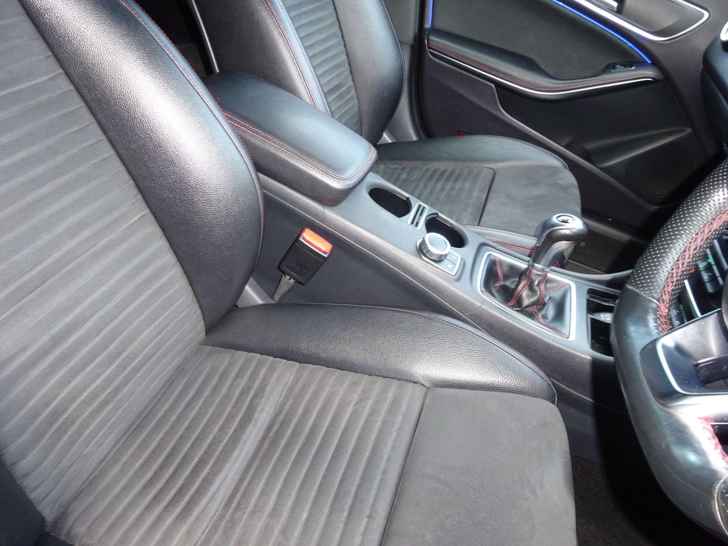 Used Mercedes-Benz CLA 2015 for sale - 76043335: Photo 20