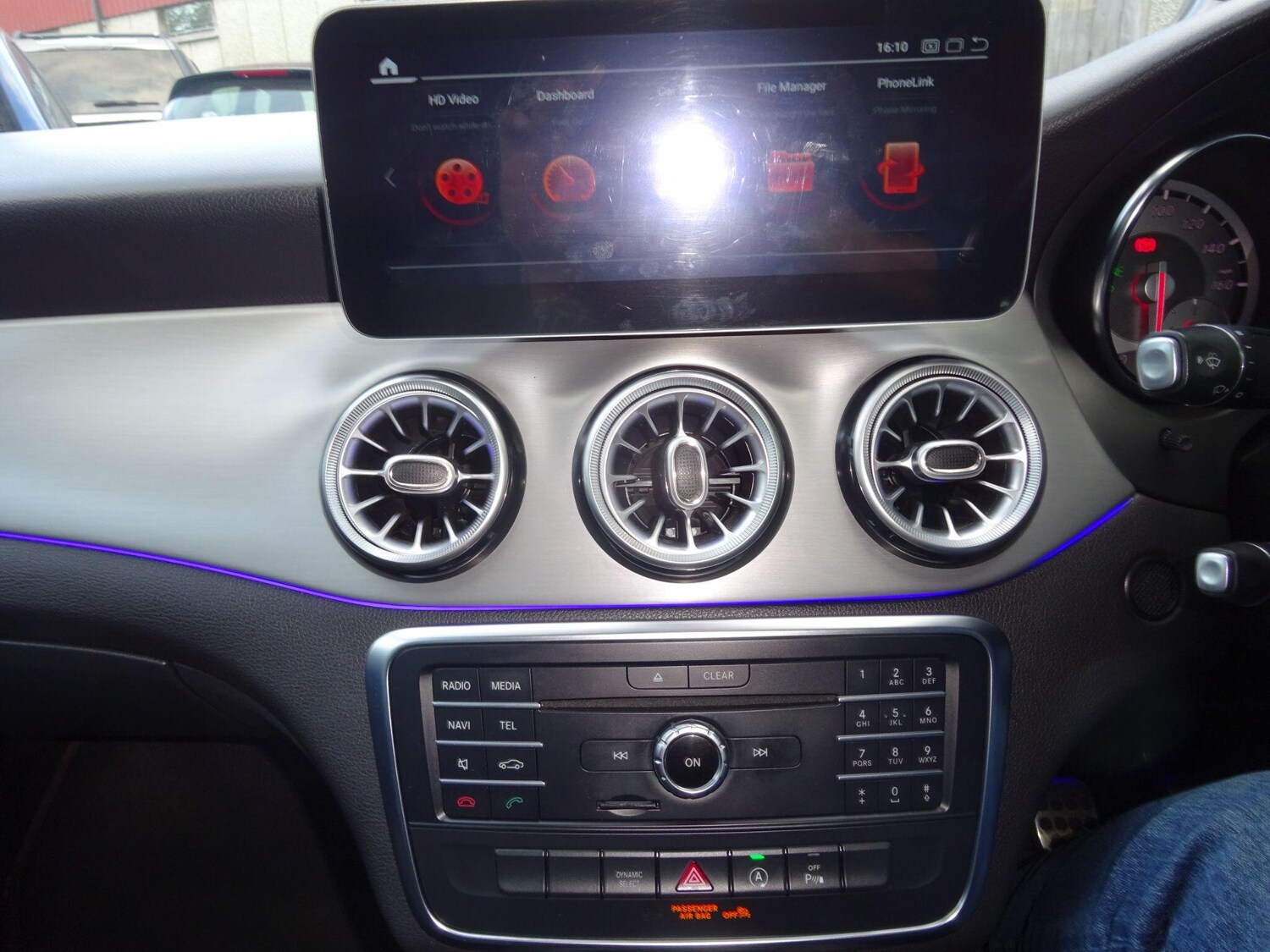 Used Mercedes-Benz CLA 2015 for sale - 76043335: Photo 43