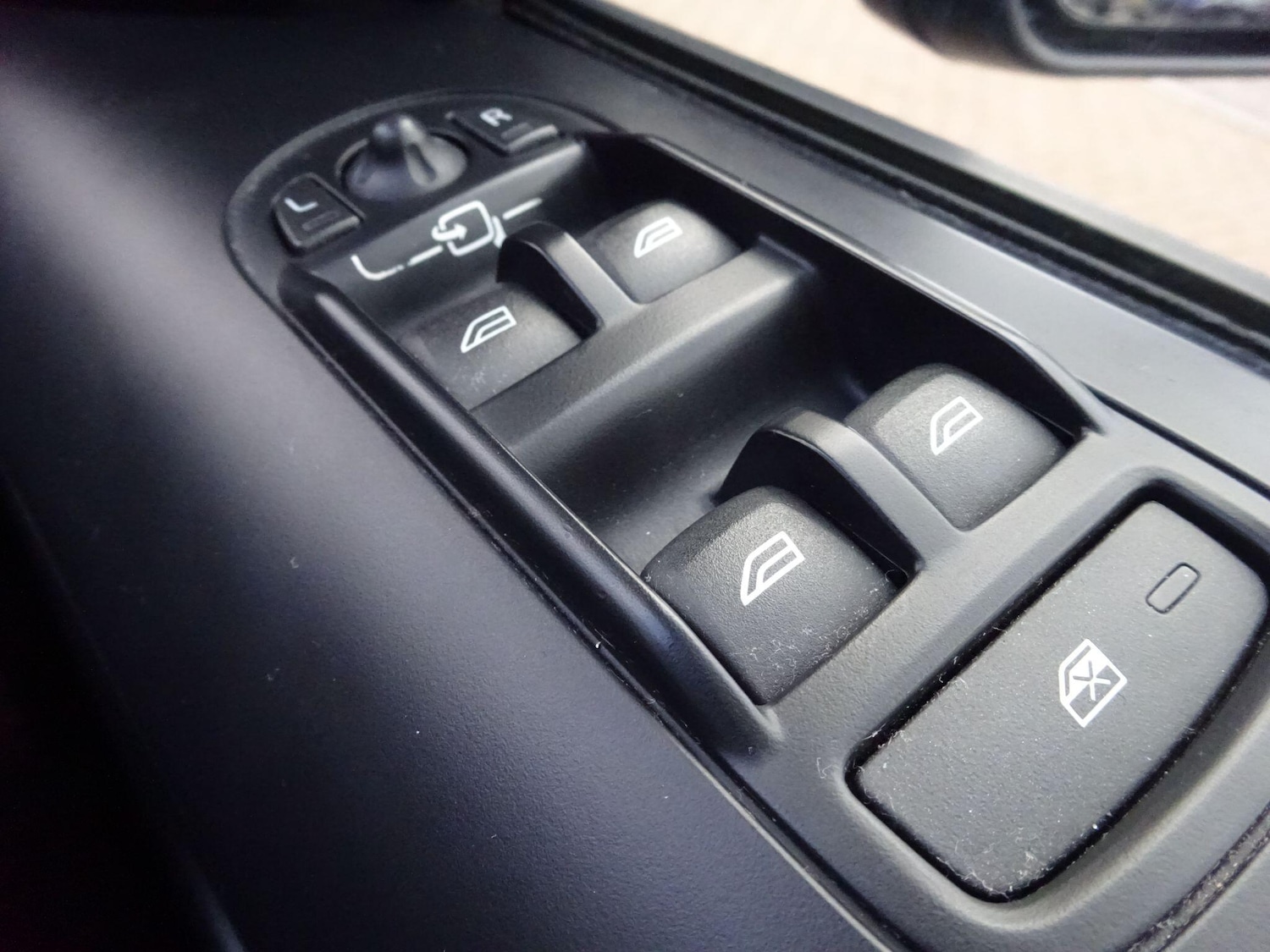 Used Land Rover Freelander 2014 for sale - 77574141: Photo 26