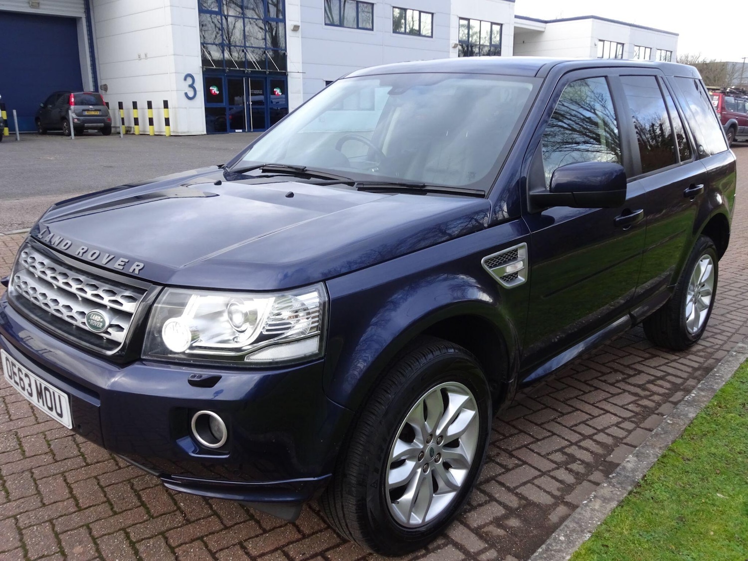 Used Land Rover Freelander 2014 for sale - 77574141: Photo 3