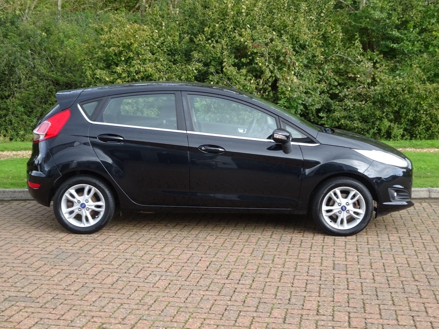 Used Ford Fiesta 2014 for sale - 75940319: Photo 5