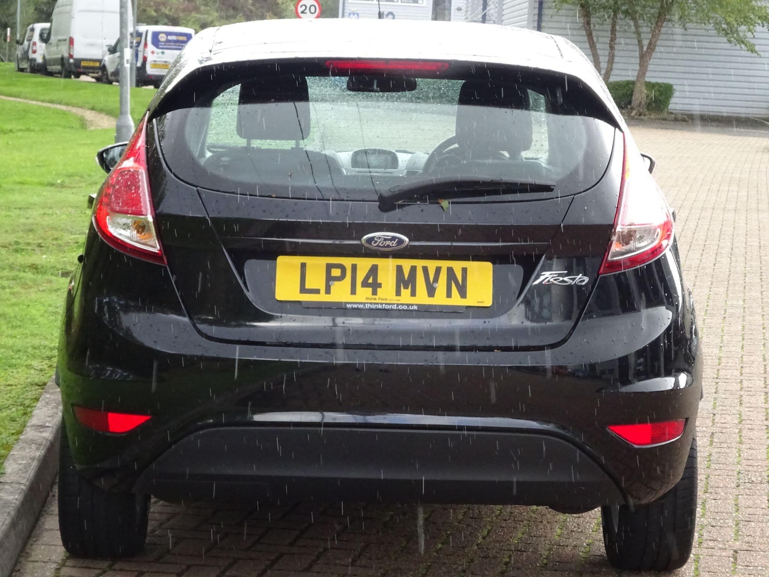 Used Ford Fiesta 2014 for sale - 75940319: Photo 7