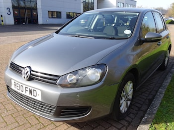 Used Volkswagen Golf 2010 for sale - 77670449: Photo