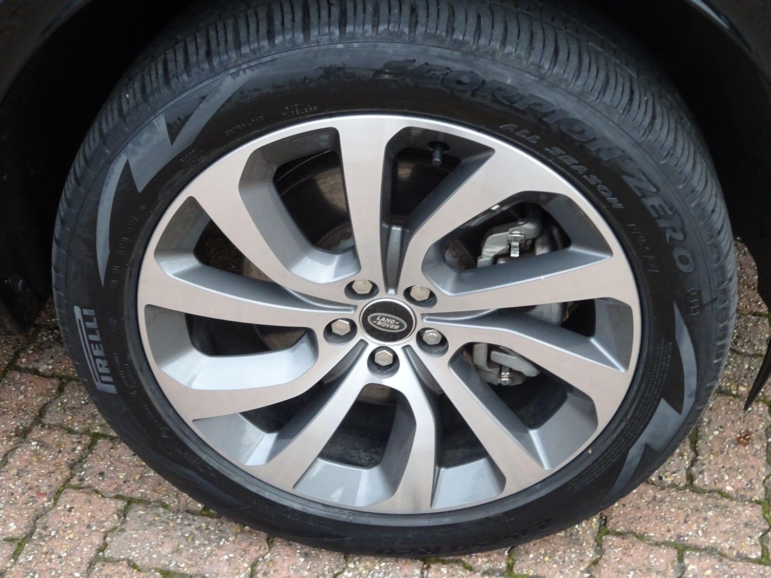 Used Land Rover Discovery Sport 2021 for sale - 76307462: Photo 17