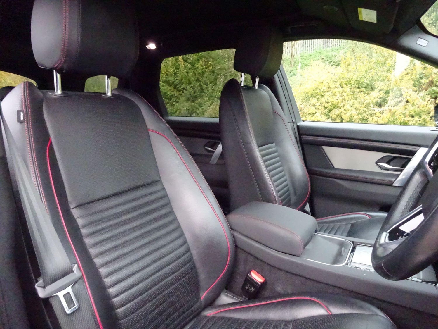 Used Land Rover Discovery Sport 2021 for sale - 76307462: Photo 22