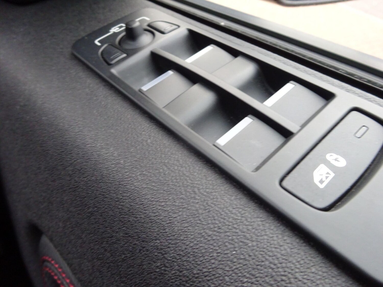Used Land Rover Discovery Sport 2021 for sale - 76307462: Photo 31