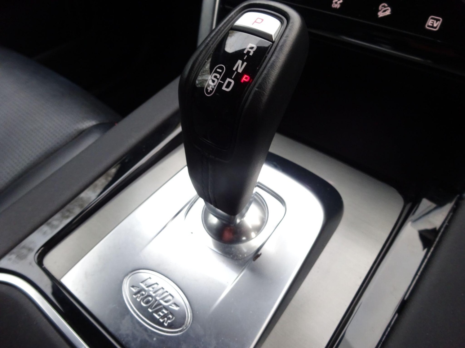 Used Land Rover Discovery Sport 2021 for sale - 76307462: Photo 33