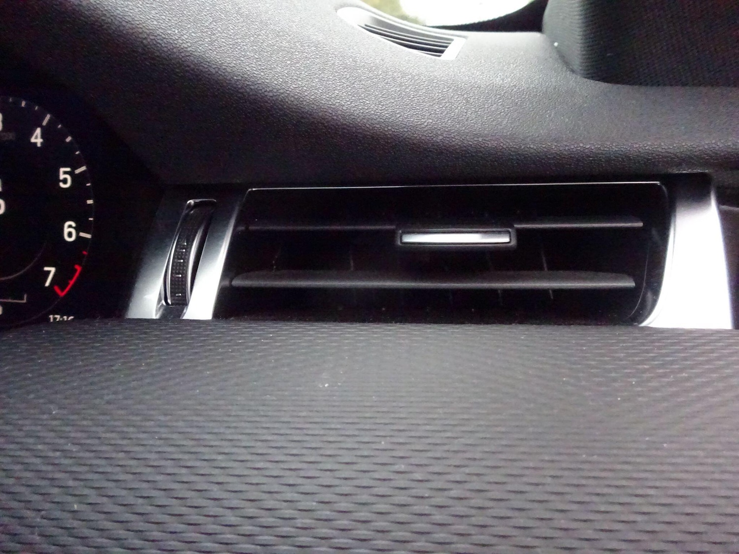 Used Land Rover Discovery Sport 2021 for sale - 76307462: Photo 45