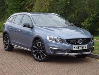 Volvo - V60 Cross Country