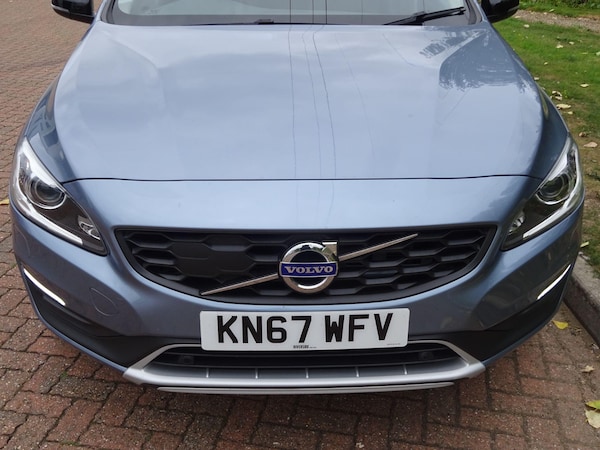 Used Volvo V60 Cross Country 2017 for sale - 75634185: Photo 3