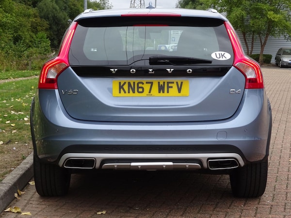 Used Volvo V60 Cross Country 2017 for sale - 75634185: Photo 8