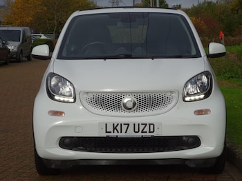Used smart fortwo 2017 for sale - 76432342: Photo