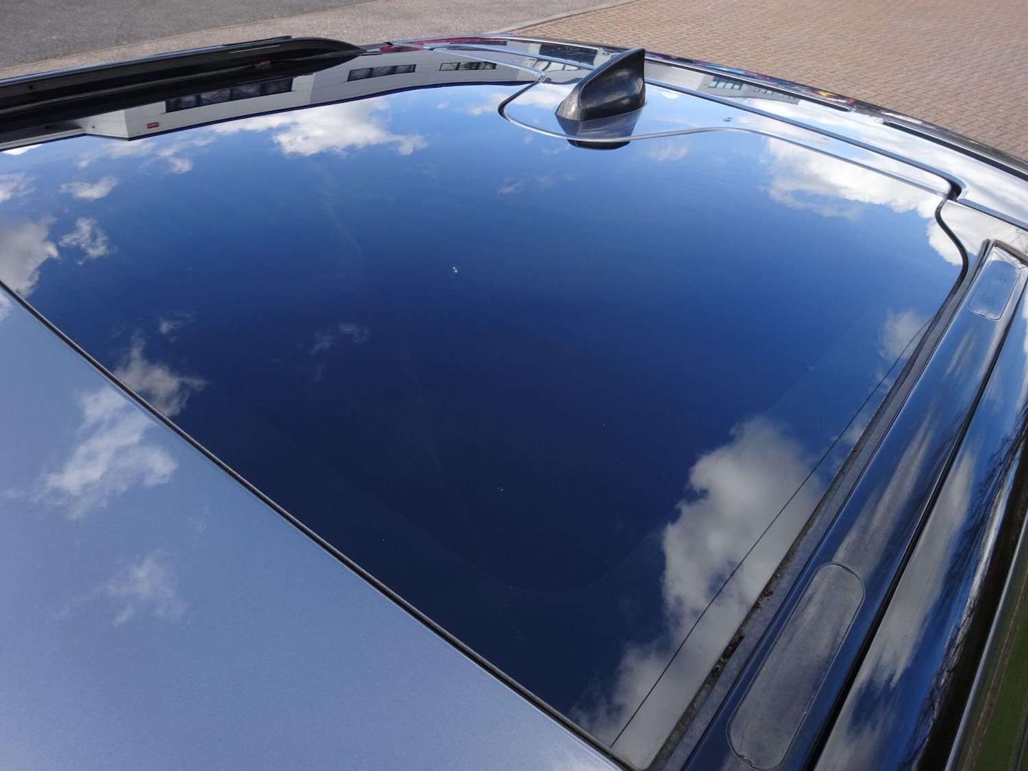 Used Land Rover Discovery 2017 for sale - 78034910: Photo 24