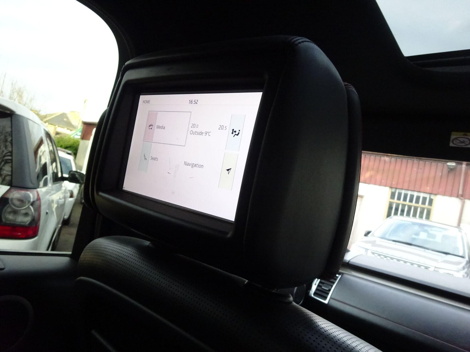 Used Land Rover Discovery 2017 for sale - 78034910: Photo 35