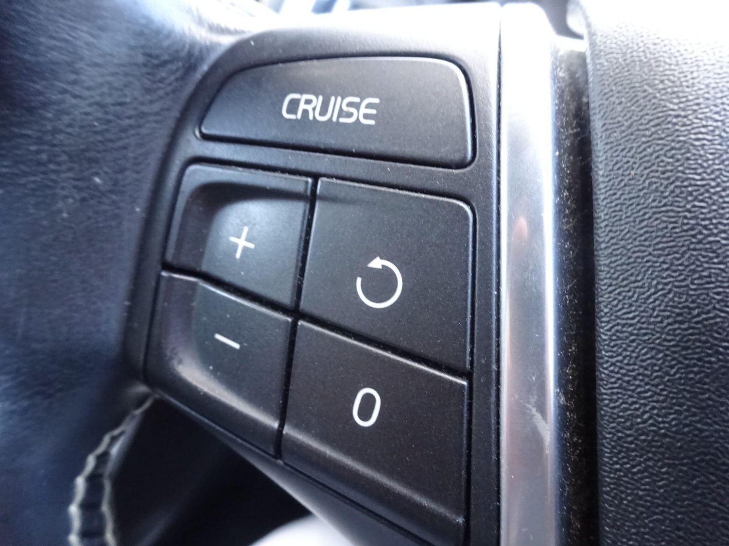 Used Volvo XC60 2016 for sale - 76608344: Photo 32