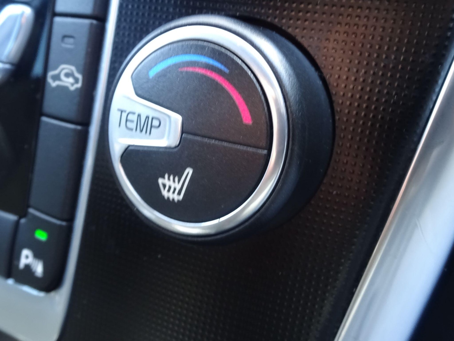 Used Volvo XC60 2016 for sale - 76608344: Photo 39