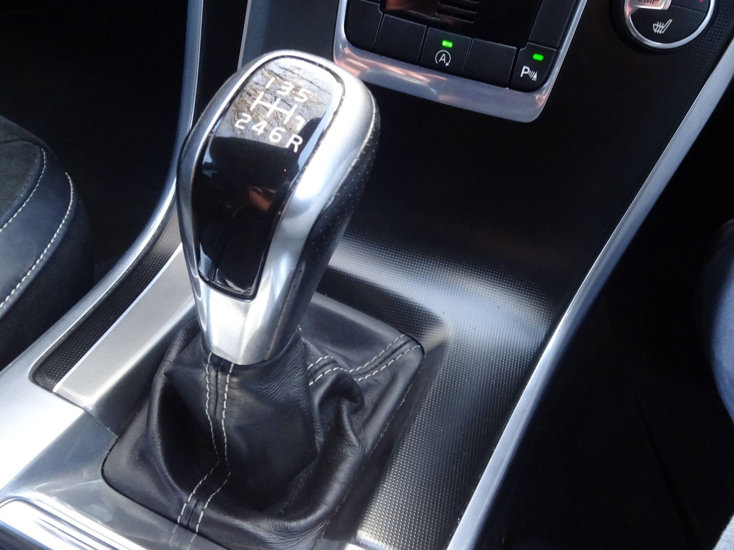 Used Volvo XC60 2016 for sale - 76608344: Photo 43