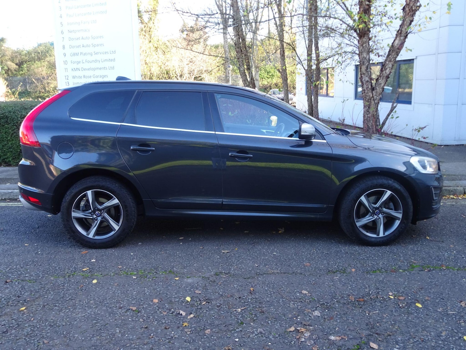 Used Volvo XC60 2016 for sale - 76608344: Photo 5