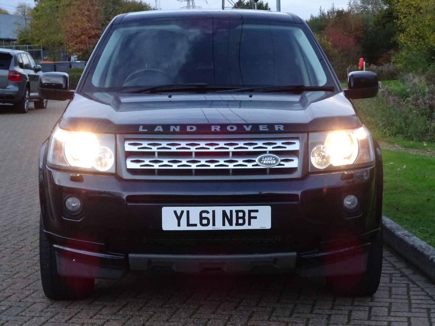 Used Land Rover Freelander 2 2011 for sale - 76388918: Photo 2