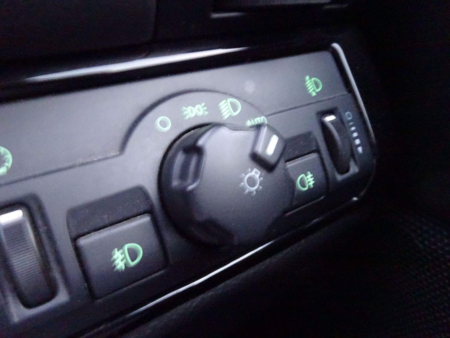 Used Land Rover Freelander 2 2011 for sale - 76388918: Photo 30