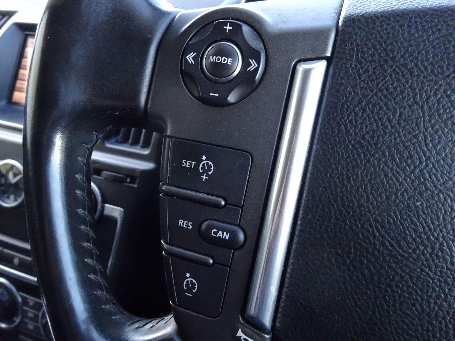 Used Land Rover Freelander 2 2014 for sale - 76337206: Photo 33