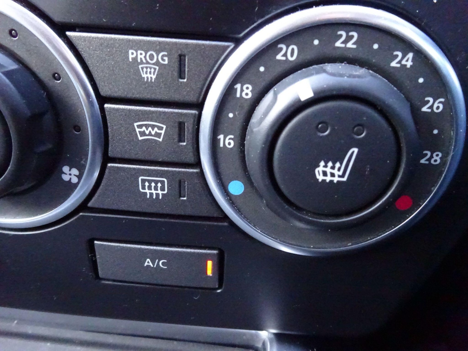 Used Land Rover Freelander 2 2014 for sale - 76337206: Photo 42