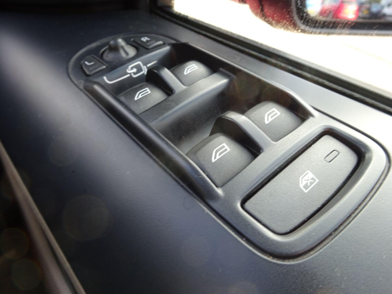 Used Land Rover Freelander 2 for sale - 77809078: Photo 26