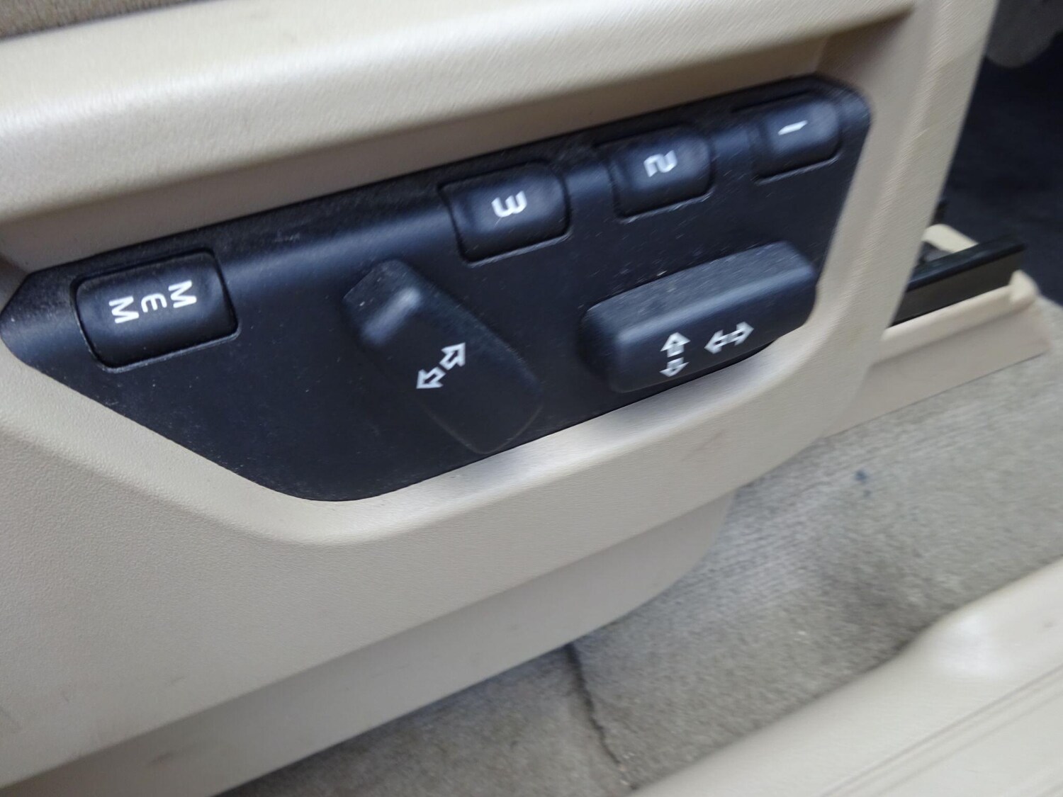 Used Land Rover Freelander 2 for sale - 77809078: Photo 41