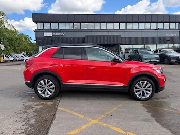 Used Volkswagen T-Roc 2018 for sale - 78586246: Photo