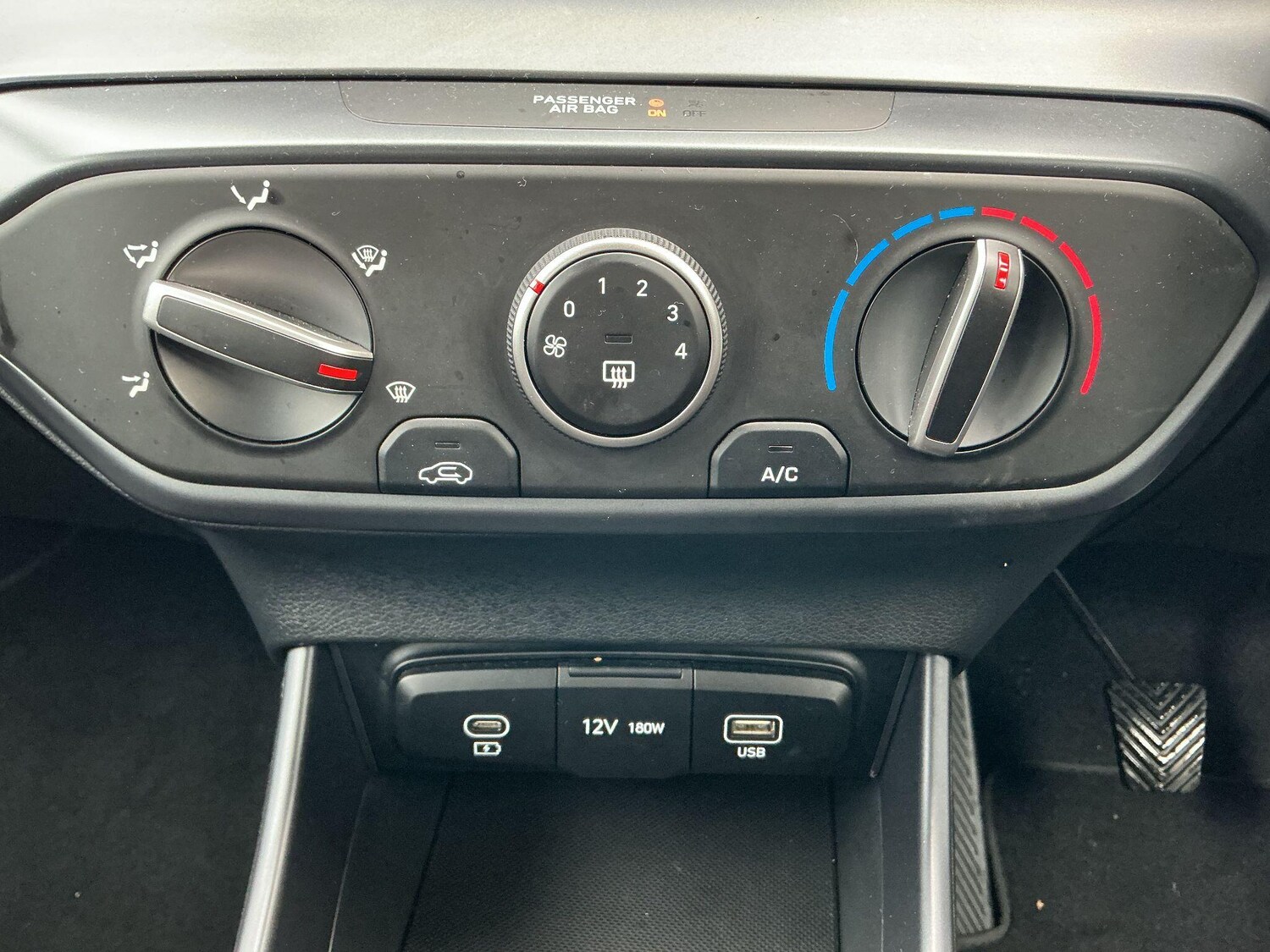 Used Hyundai i20 2024 for sale - 76562137: Photo 19