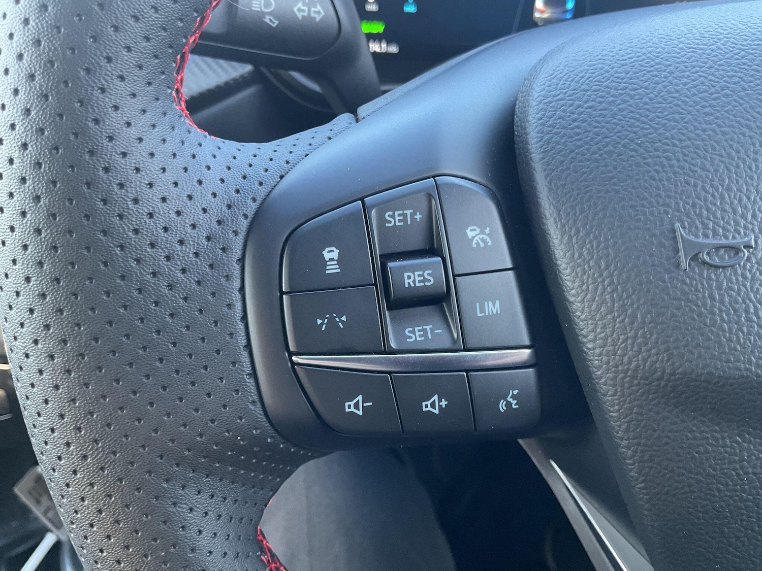Used Ford Kuga 2025 for sale - 76152255: Photo 27