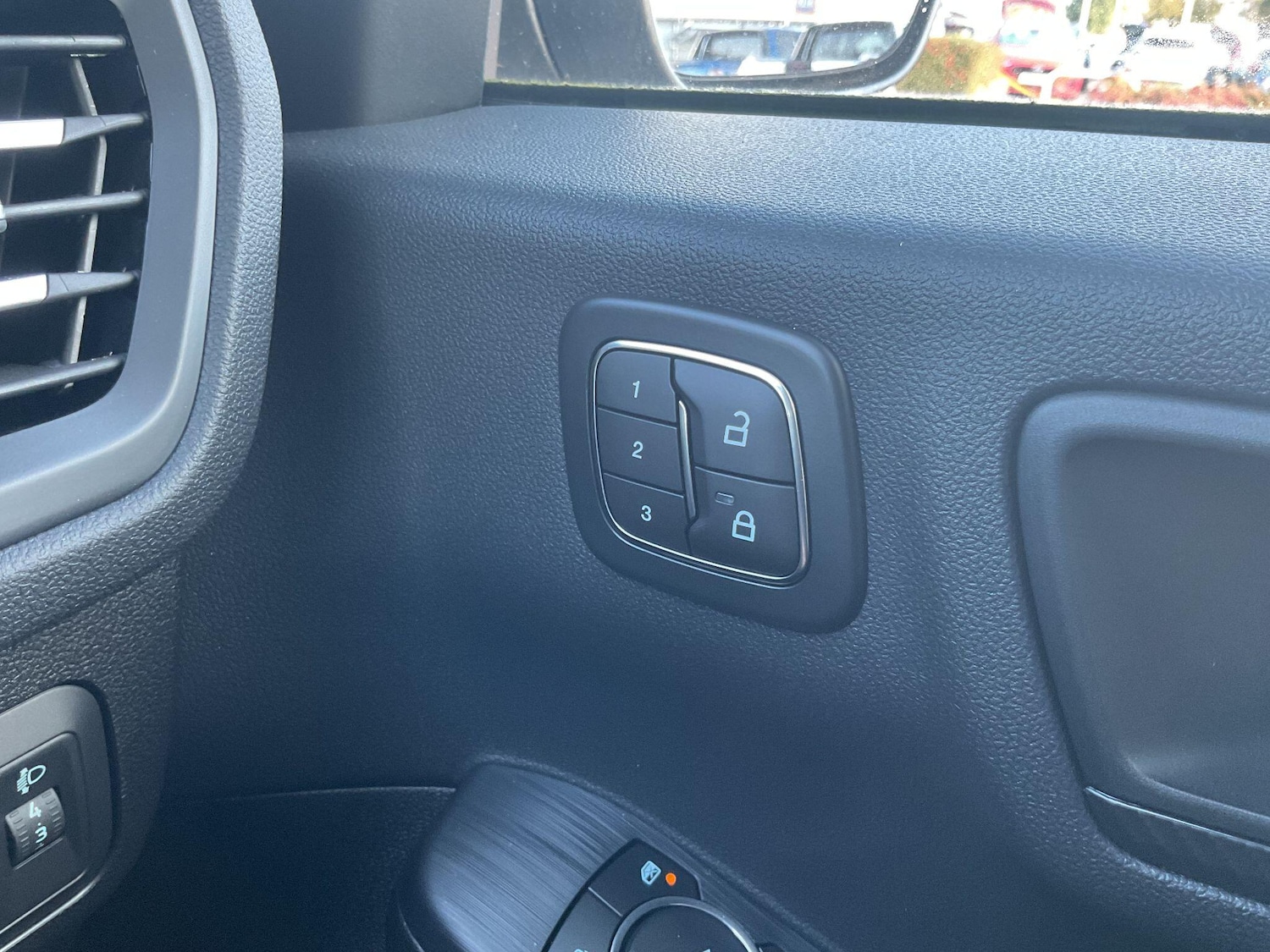 Used Ford Kuga 2025 for sale - 76152255: Photo 30